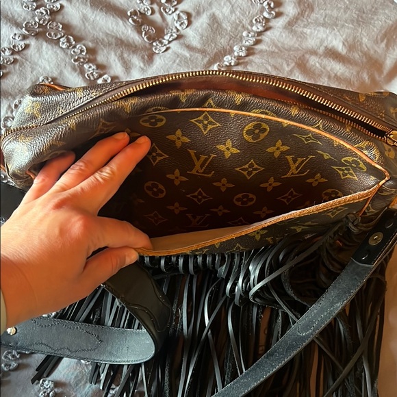 Louis Vuitton Brown and Black Fringe Crossbody Bag. consider reasonable offers - Picture 2 of 7